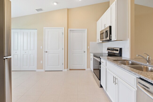 Photo - 7 Butternut Dr