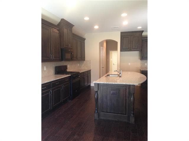 Photo - 504 Peterhouse Dr