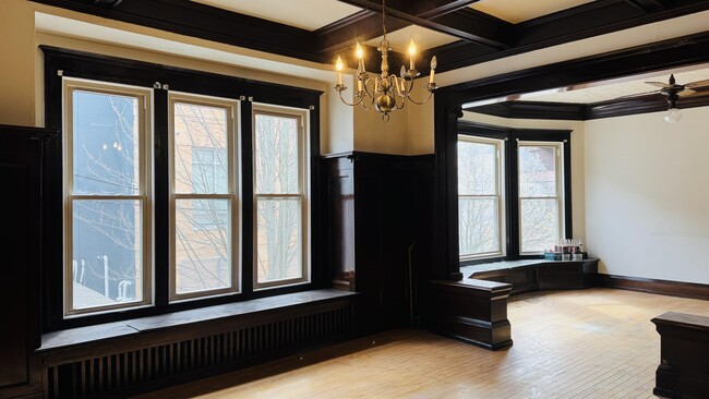 Photo - 1024 E Brady St