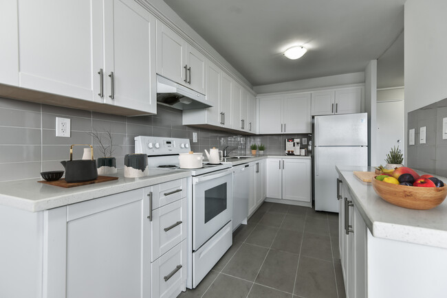 Building Photo - Mount Pleasant Tower Unit 00100