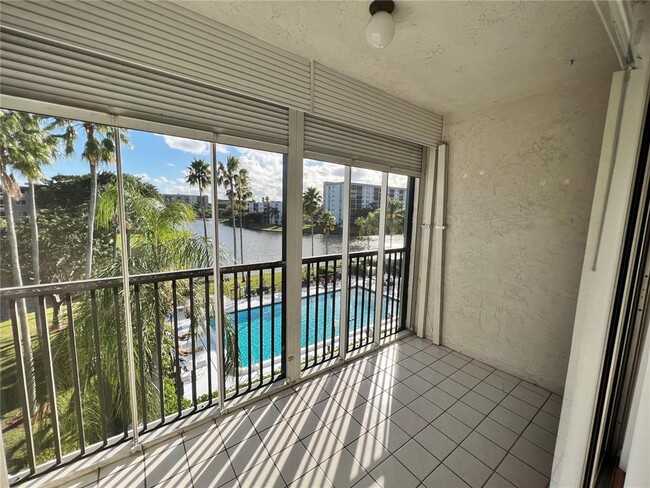 Photo - 2220 N Cypress Bend Dr Condo Unit 401