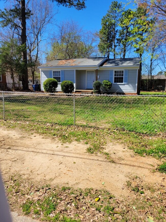 Photo - Charming 2br 1ba Home! Available Now!