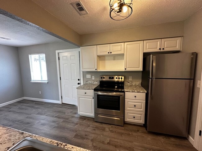 Photo - Renovated 2 Bedroom Apartment in Lake Ozark Unit 4959 Horseshoe Bend Pkwy 1B