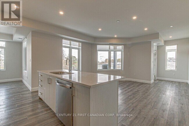 Photo - 200 Callaway Rd Unité 314