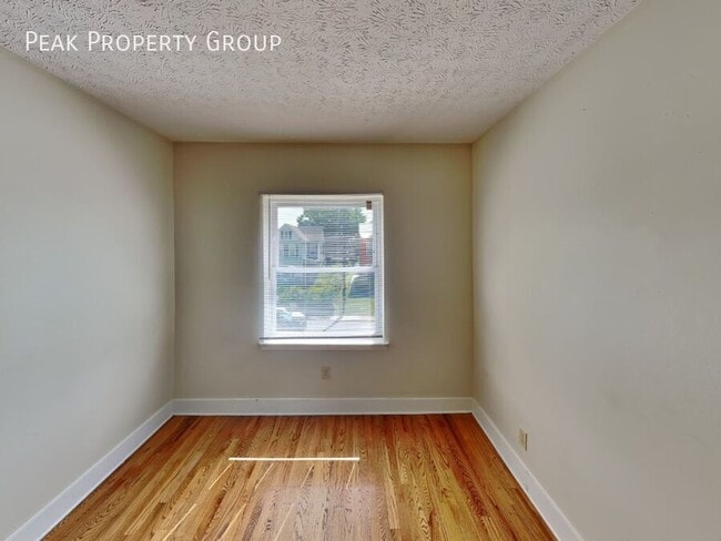 Photo - 1369-1371 Summit Street-1371 Summit Street Unit 1371 Summit Street