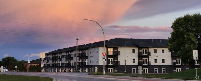 Building Photo - Cedar View Apartments