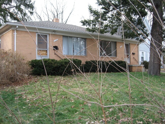 Building Photo - 115 Grandview Dr Rental
