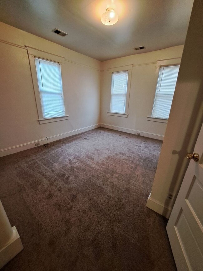 Photo - 1321 Chesapeake Ave Unit B