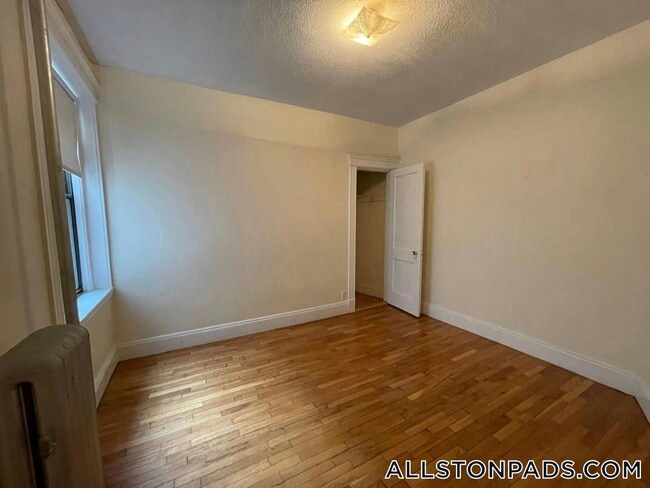 Photo - 1152 Commonwealth Ave Unidad 14