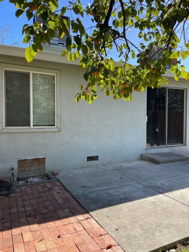 Photo - Cozy 3 Bedroom Home