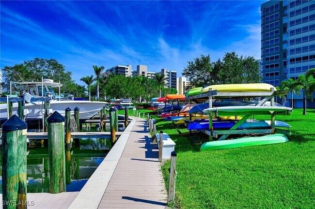 Building Photo - 25 Bluebill Ave Unit 403