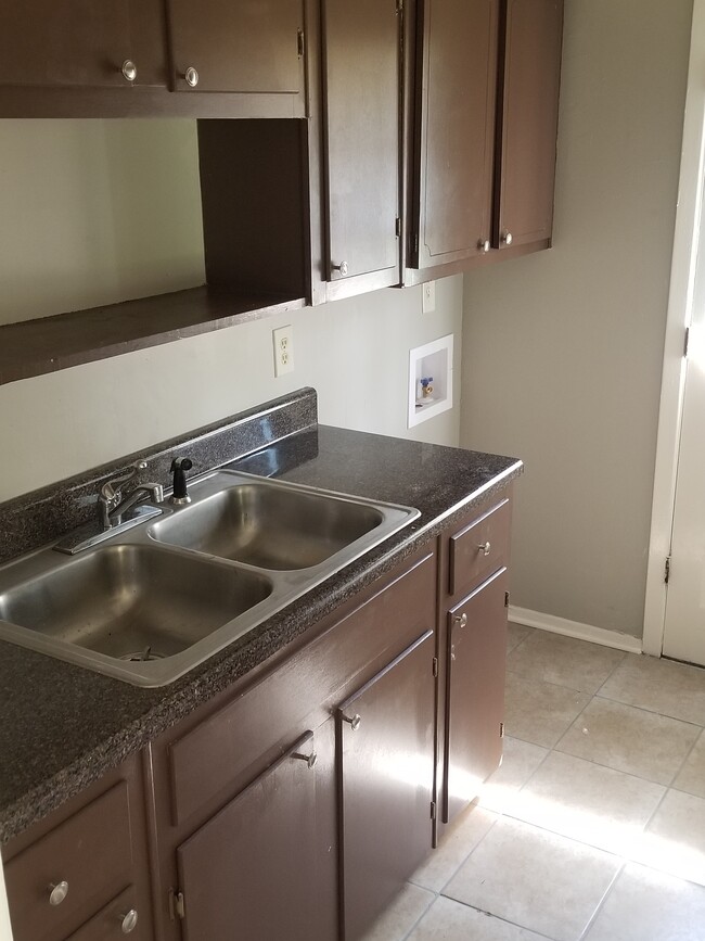 Photo - 1287-89 Halcomb ln Memphis, TN. 38127