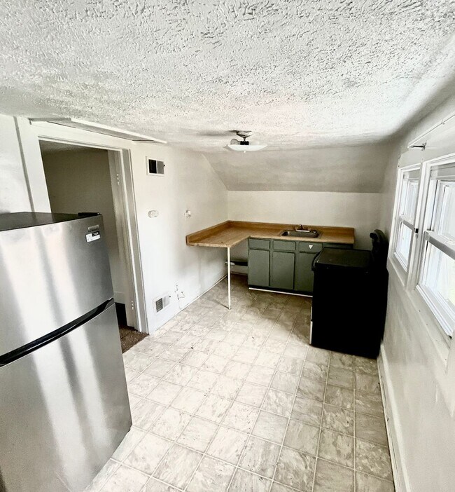 Photo - 816 11th Street Unit 816 11th Street B