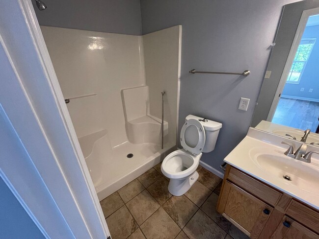 Photo - 213 Timbercreek Way