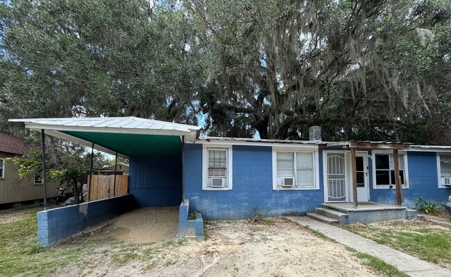 Building Photo - 2 Bedroom / 1 Bath Home – Lake City, FL