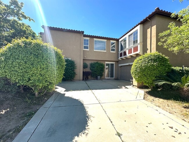 Photo - Spacious Home in Prime Turlock Location