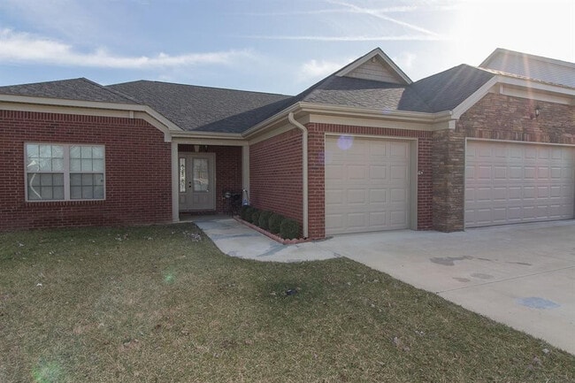 Photo - 142 Shirley Blvd