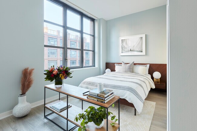 Photo - Magnolia Dumbo