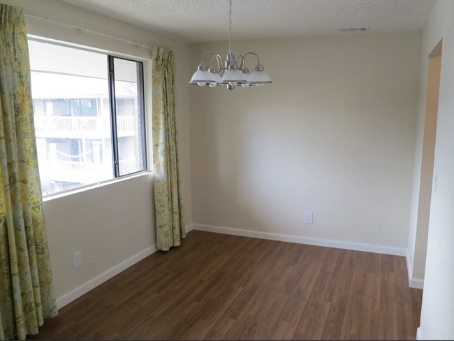 Photo - Beautiful 2B/2B Apartment Available Now!