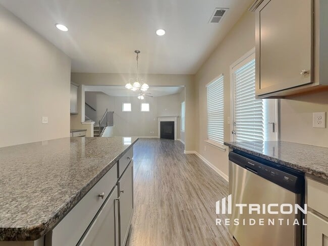 Photo - 307 Arbor Cir