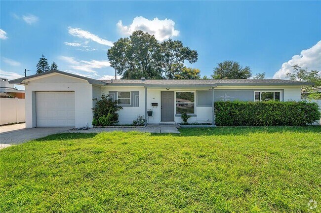 Building Photo - 6624 16th St N Rental