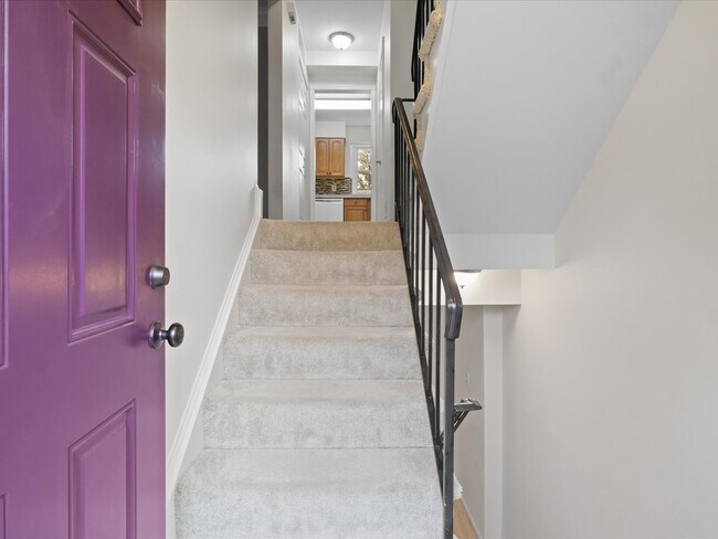 Photo - 8403 Thompson Rd