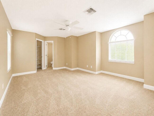8650 Tara Oaks Ct