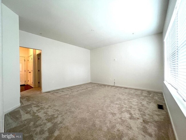 Photo - 312 Breeding Blvd