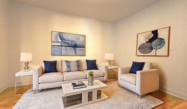 Building Photo - 282 Cabrini Blvd Rental