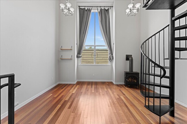 Photo - 108 Langton St Unit B