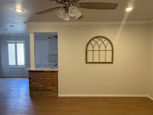 Photo - WBM 9714 Orlando Avenue-MG Unit A