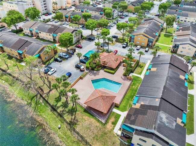 Photo - 7425 SW 152nd Ave Unit 11-204