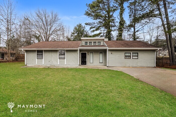 Photo - 495 Split Rail Dr