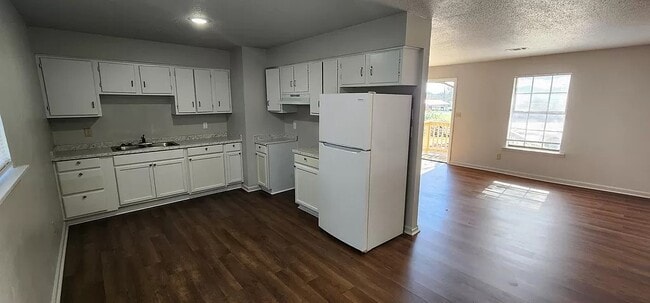 Photo - 247 Horton Dr