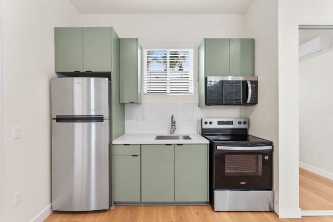 Photo - 2735 Broadway-7 Unit 7