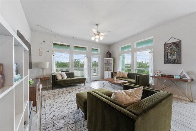 Photo - 1111 San Jacinto St Unit True