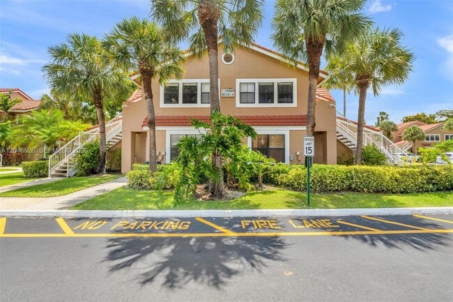 Building Photo - 15560 SW 104th Terrace Unit 6112