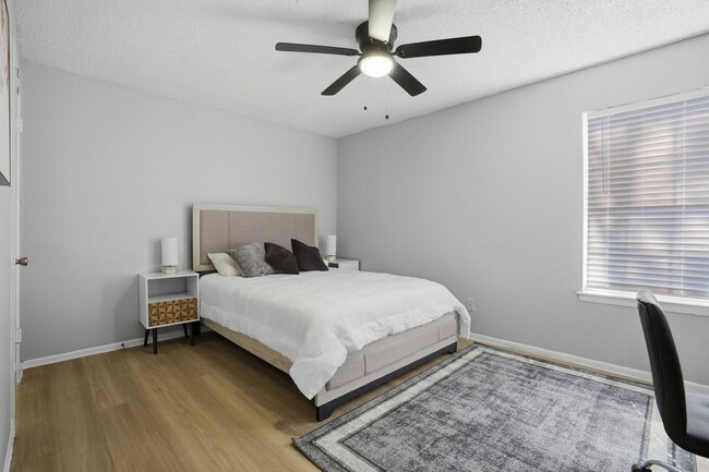 1955 Larkspur Dr Unit SI FL3-ID1613242P