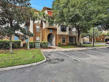 Building Photo - Stunning Remodeled 2 Bedroom Condo in Will... Unit APT 914