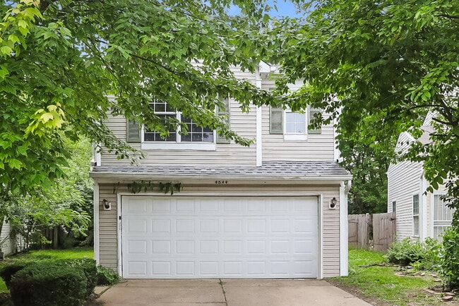 Building Photo - 4844 Pembridge Dr