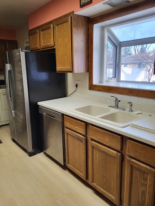 Photo - 242 Placid Ct