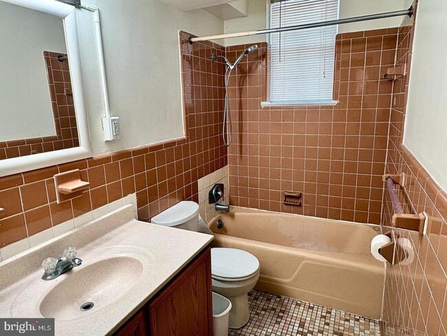 Photo - 1316 Rowe St