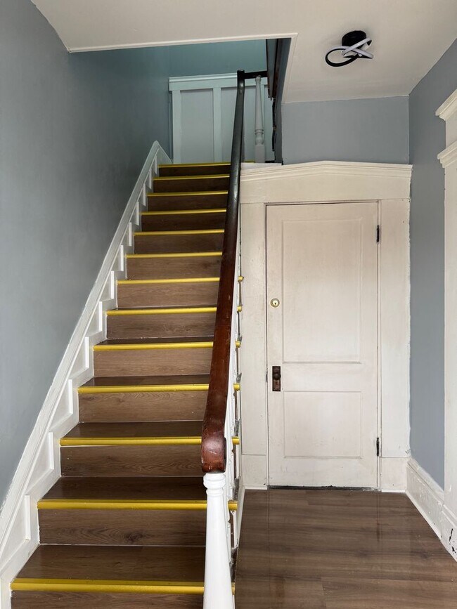 Photo - 241 Main St Unit 3