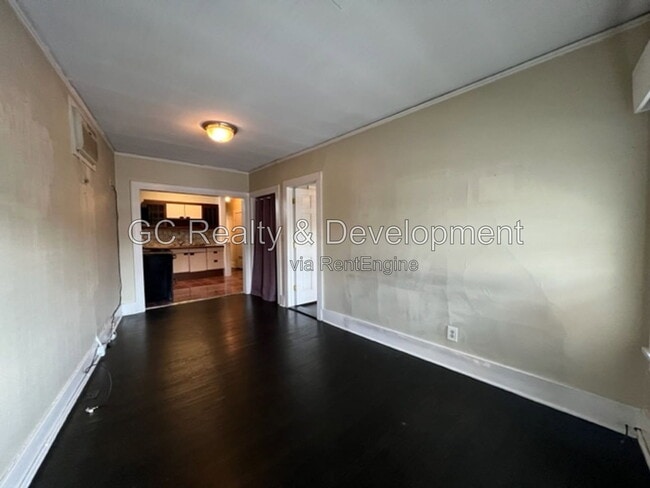 Photo - 532 Crescent Blvd Unidad 200