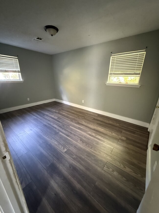 Photo - 133 Center St