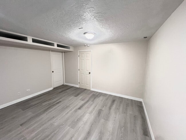 Photo - 6291 Liza Ln