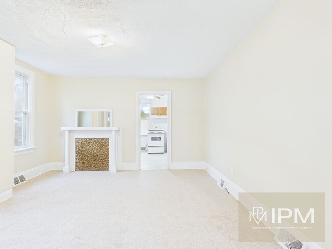 Photo - 54 Maple St Unit 54 E. Maple St Apt A