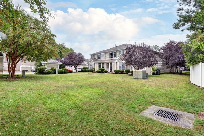 Photo - 130 Ellis Dr