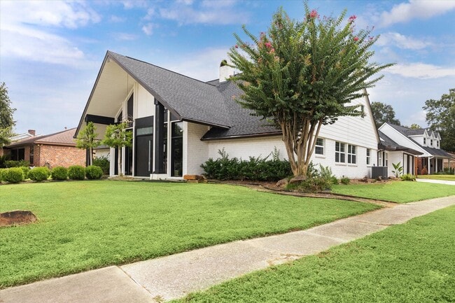 Photo - 6243 S Braeswood Blvd