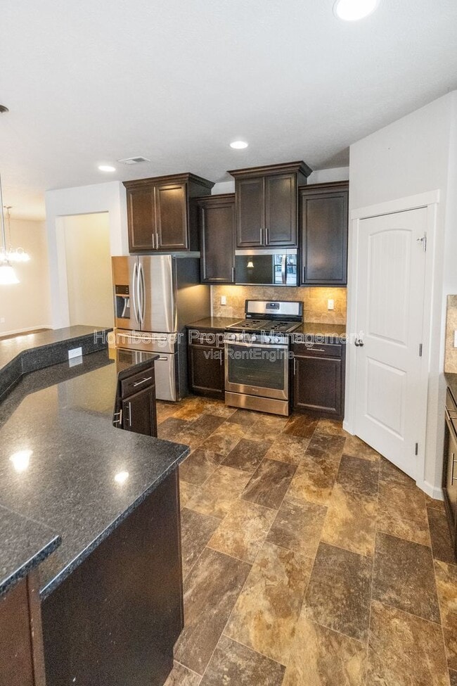 Photo - 8915 W Red St